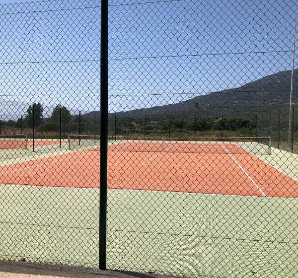 Restauration de terrains de tennis